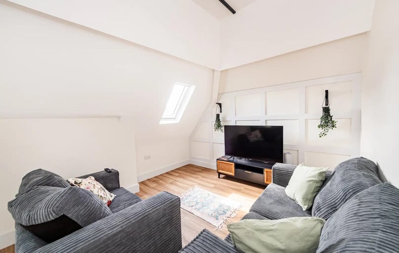 Pembroke Place, Low Hill, Liverpool - Image 1