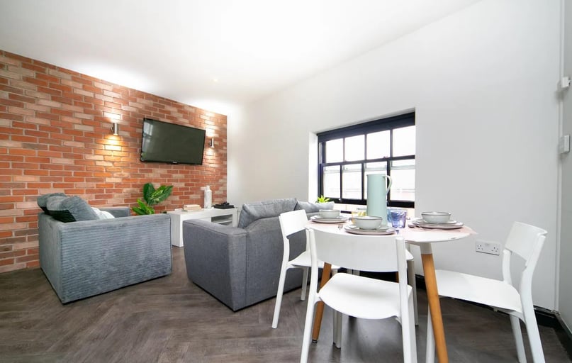 Great Newton Street, Low Hill, Liverpool - Image 1