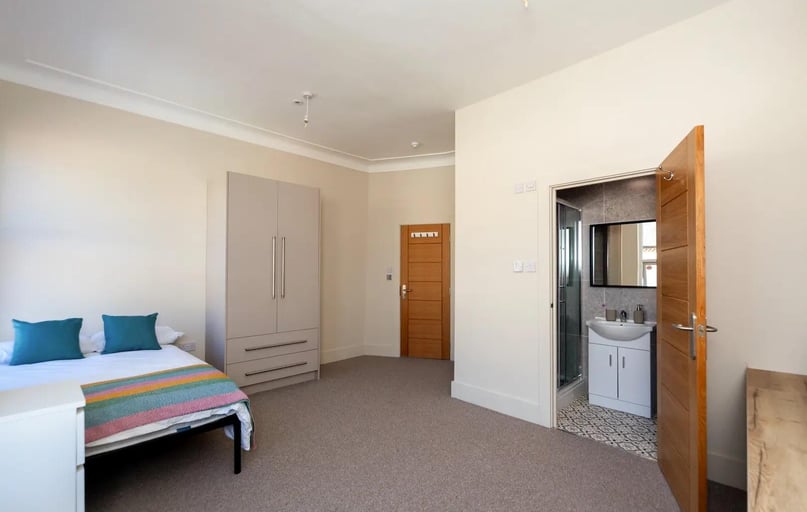 Hawarden Avenue, Sefton Park, Liverpool - Image 1