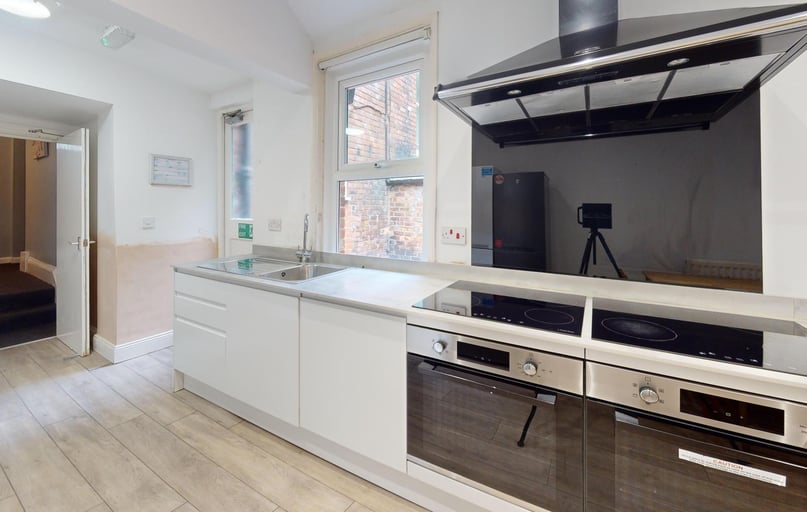 Ravensworth Terrace, Claypath, Durham - Image 1