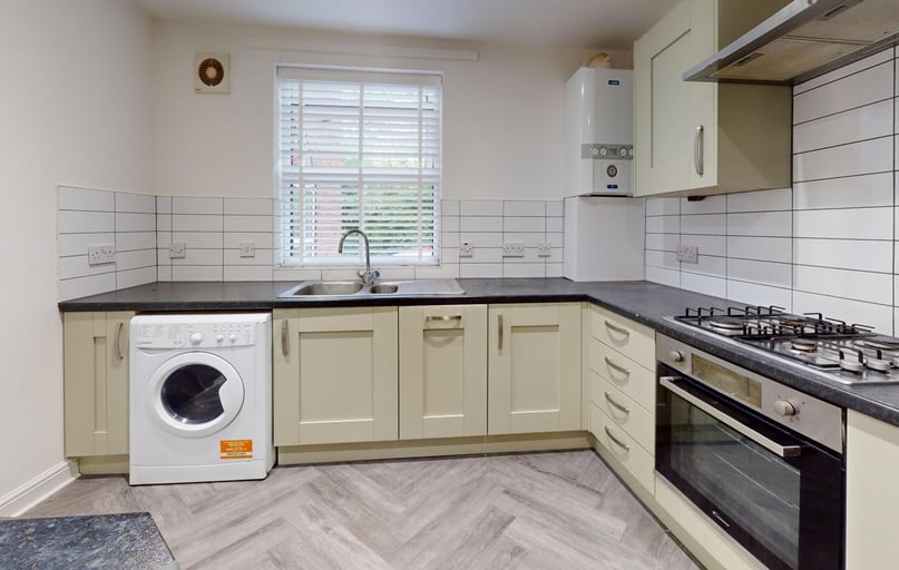 Heaton Road, Withington, Manchester - Image 1