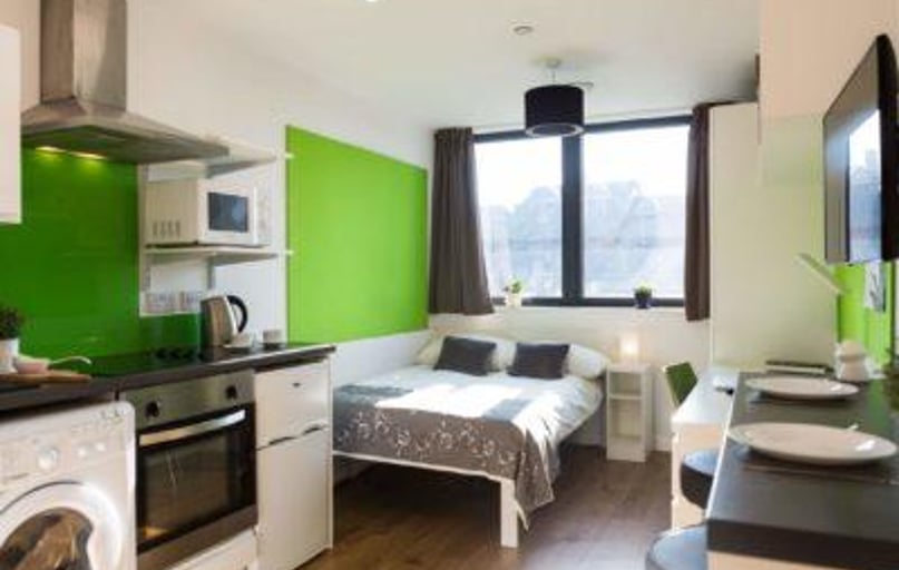 Standard Studio, St Lawrence House, 29-31 Broad Street, City Centre, Bristol - Image 1