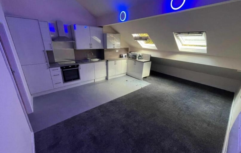 Regent Park Terrace, Rampart Road, Leeds - Image 1