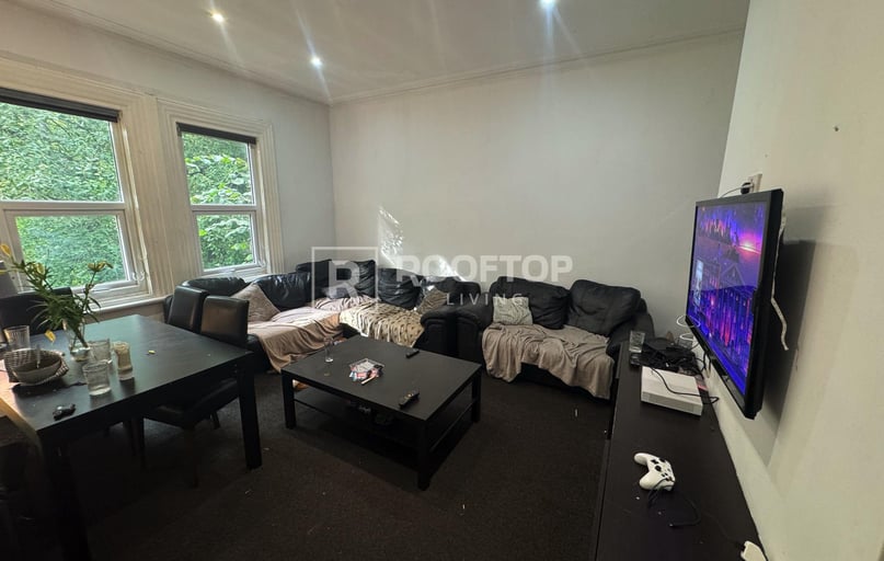 Cardigan Road, Burley, Leeds - Image 1