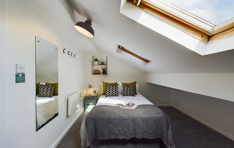 Kippax Street, Rusholme, Manchester - Image 1