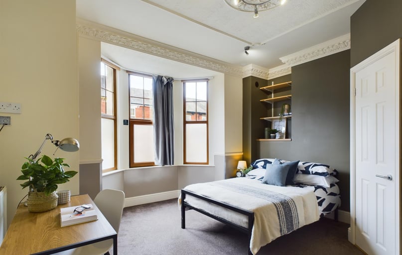 West Parade, West End, Lincoln - Image 1