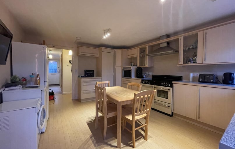 Kingfisher Way, City Centre, Loughborough - Image 1