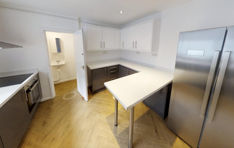 Victoria Street, City Centre, Loughborough - Image 1