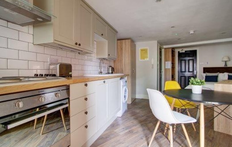 Park View, Arboretum, Nottingham - Image 1