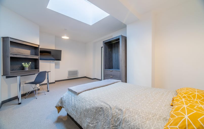 Devonshire House, City Centre, Loughborough - Image 1