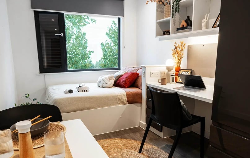 Luxe Studio - (Standard Studio), Palamon Court, Rhodaus Town, City Centre, Canterbury - Image 1