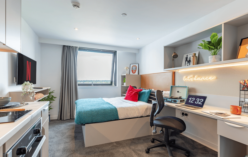 true Studio Plus, true Manchester, Salford, King William Street, Weaste, Salford - Image 1