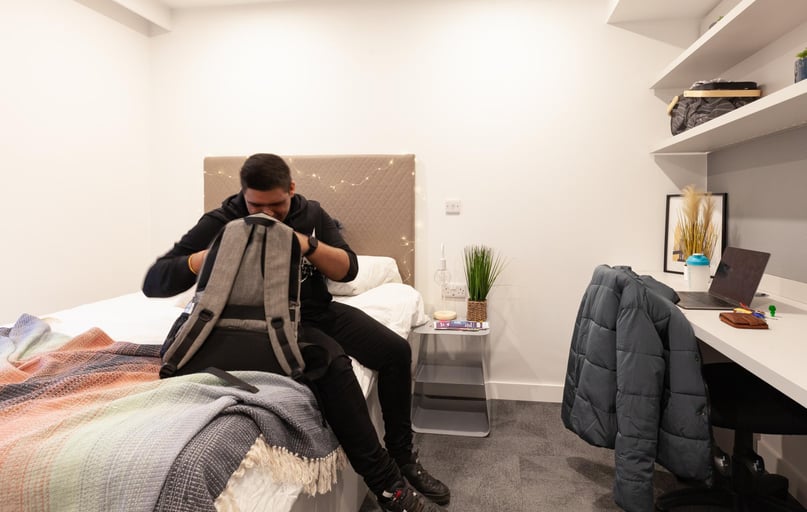 true Apartment River View, true Swansea, Morfa Road, City Centre, Swansea - Image 1