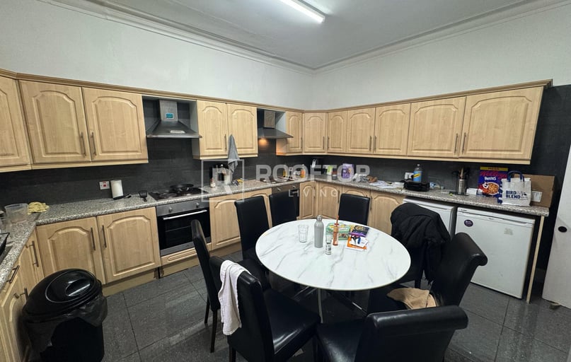 Consort Terrace, Woodhouse, Leeds - Image 1