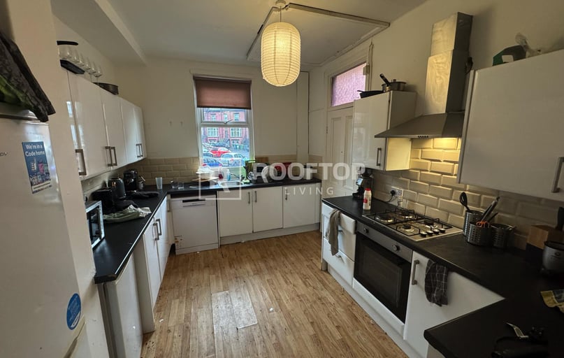 Brudenell Road, Hyde Park, Leeds - Image 1