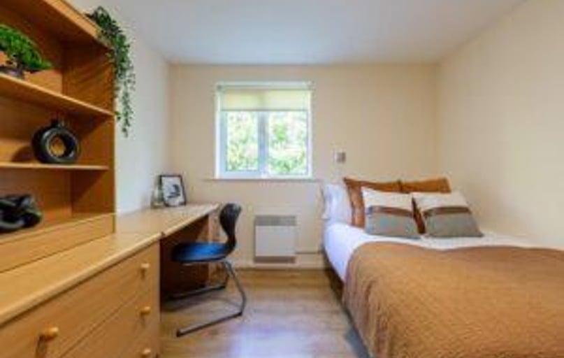 Bronze 2 Bed Apartment, Weston Court, Fallowfield, Manchester - Image 1