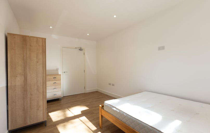 Park Road, City Centre, Loughborough - Image 1