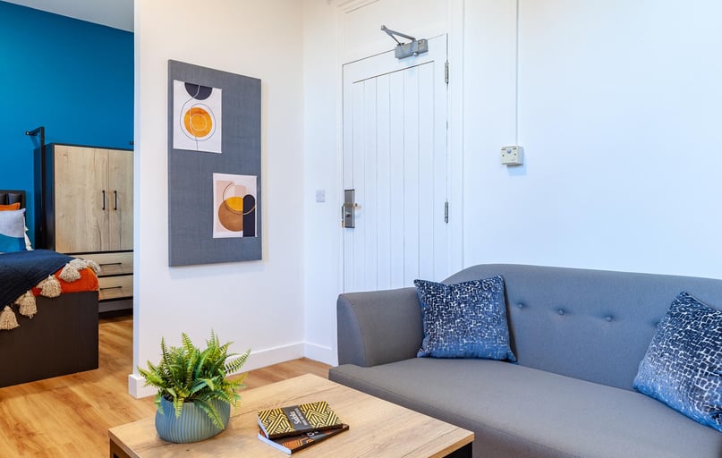 Premium 1 Bed, The Priory, Springfield Mount, University Of Leeds, Leeds - Image 1