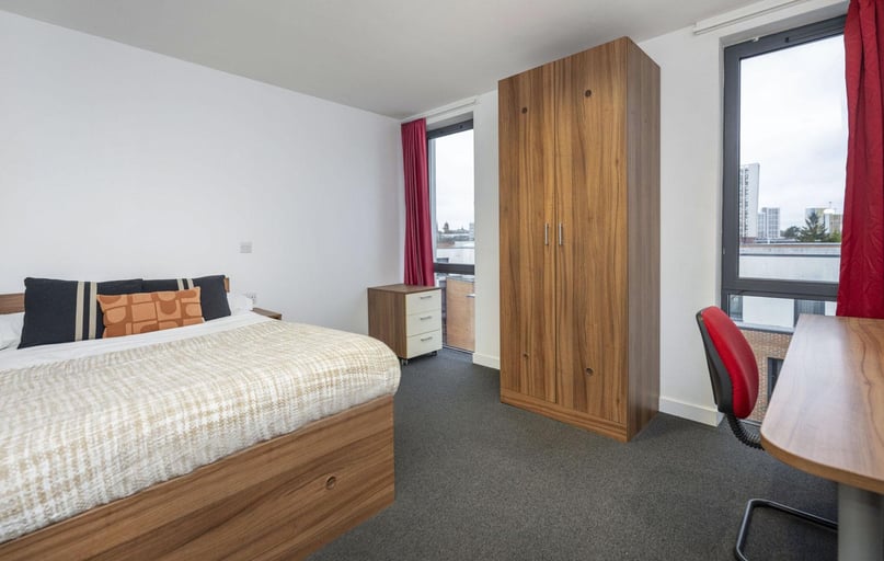 Premium En-suite, The Apollo Works, 1 Alma Street, City Centre, Coventry - Image 1
