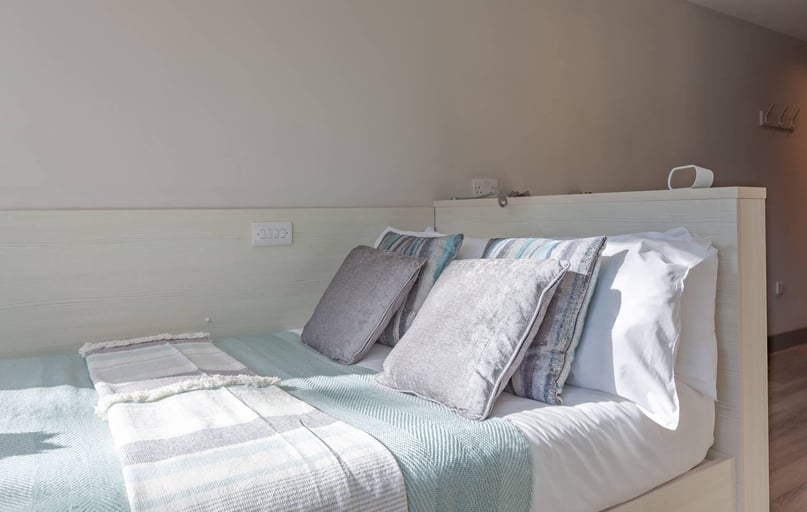 Standard Studio, Mercury House, St Peters Road, Central, Bournemouth - Image 1