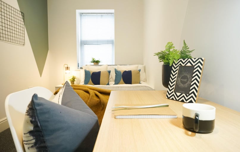 Deramore Street, Rusholme, Manchester - Image 1