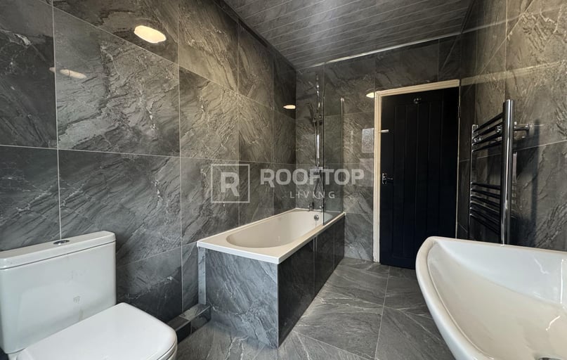 Royal Park Terrace, Hyde Park, Leeds - Image 1