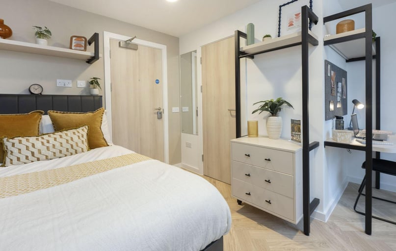 Classic Ensuite, Arcadian, 260 Huntingdon Street, City Centre, Nottingham - Image 1