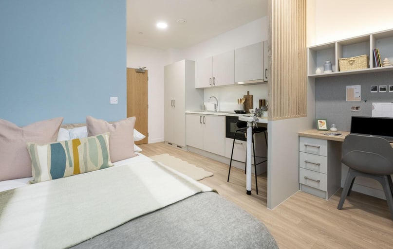 Classic Plus Studio, St Gabriels, Oxford Place, City Centre, Manchester - Image 1