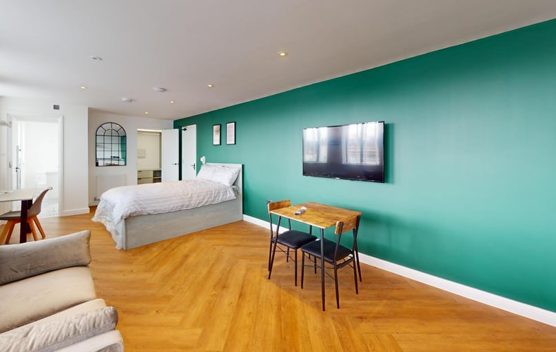 Derby Road, City Centre, Loughborough - Image 1