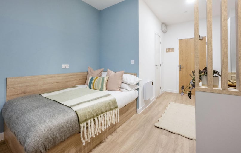 Classic Studio, St Gabriels, Oxford Place, City Centre, Manchester - Image 1