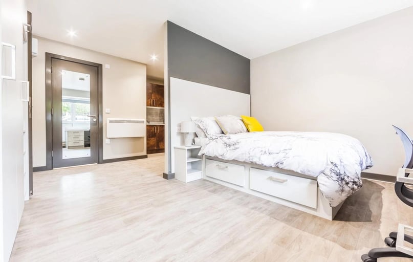 Monument House, City Centre, Newcastle - Image 1