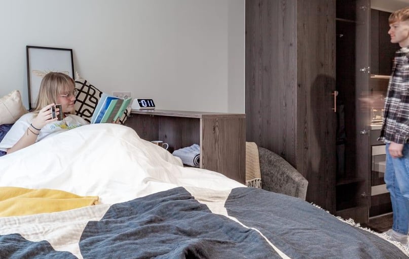 Deluxe Plus Studio, OPTO, City Road, City Centre, Newcastle - Image 1