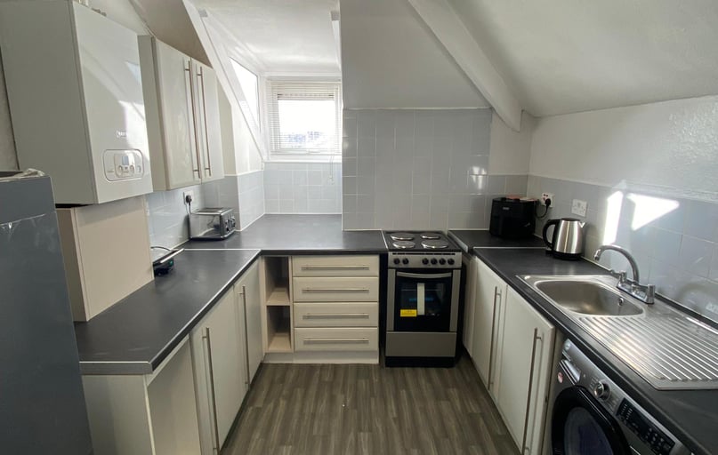 Myrtle Road, Highfields, Leicester - Image 1
