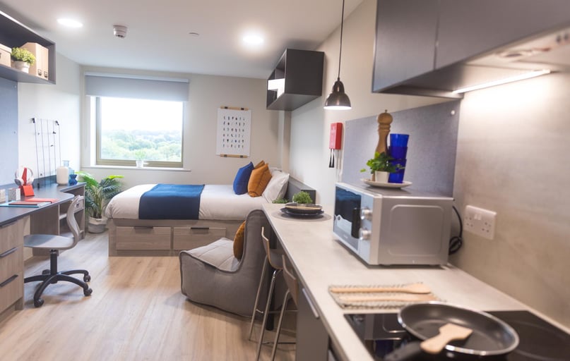 Standard Plus Studio, Stanley Studios, 536-540 Portswood Road, Swaythling, Southampton - Image 1