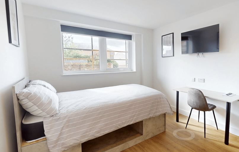 Lemyngton Street, City Centre, Loughborough - Image 1