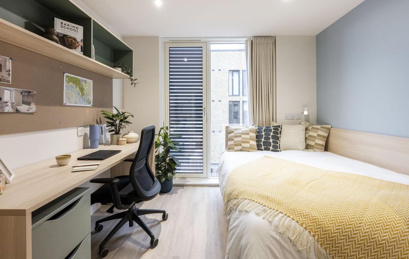 Classic Studio, Parklands, 63 Brown Street, West End, Dundee - Image 1