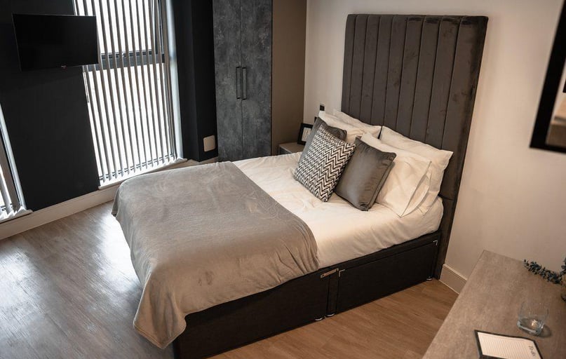 Studio Edition II Plus, Volume Works, 37-40 Hanley Street, Newtown, Birmingham - Image 1