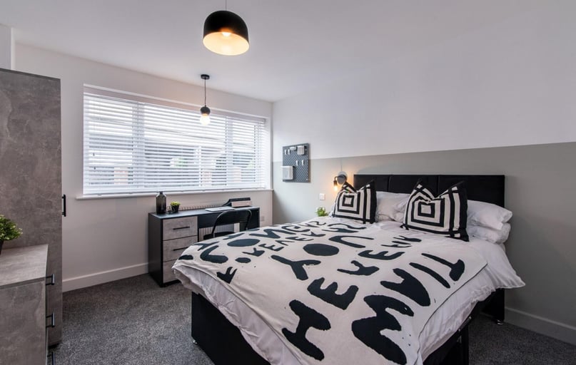 21 Clifton Boulevard, Dunkirk, Nottingham - Image 1