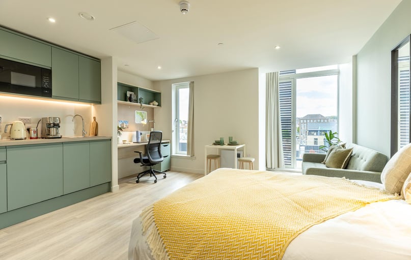 Deluxe Studio, Parklands, 63 Brown Street, West End, Dundee - Image 1