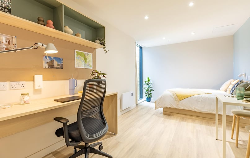 Accessible Studio, Parklands, 63 Brown Street, West End, Dundee - Image 1