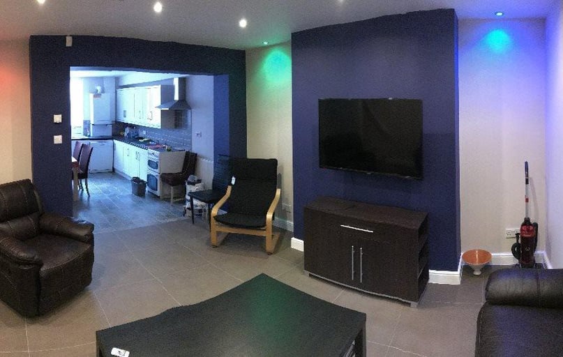 Ridgeway Terrace, Rampart Road, Leeds - Image 1