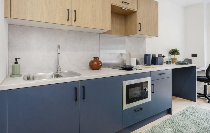 Classic Studio, Discovery Studios, Greenmarket, West End, Dundee - Image 1