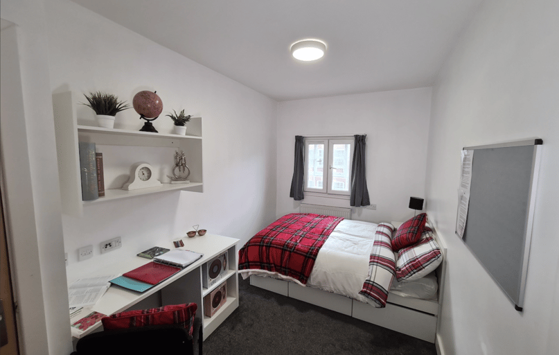 Newarke Street, City Centre, Leicester - Image 1