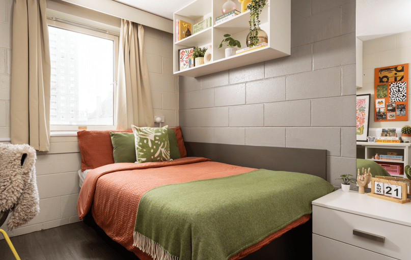 Classic Ensuite, Spring Garden, 60 Spring Garden, Chadsworth, Aberdeen - Image 1