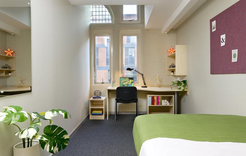 Gold 1 Bed Apartment