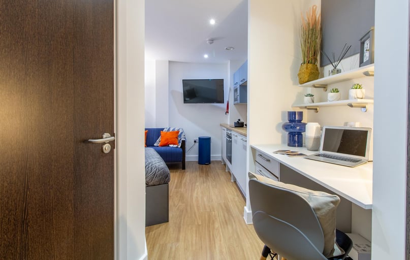 Ilkeston Road, Radford, Nottingham - Image 1