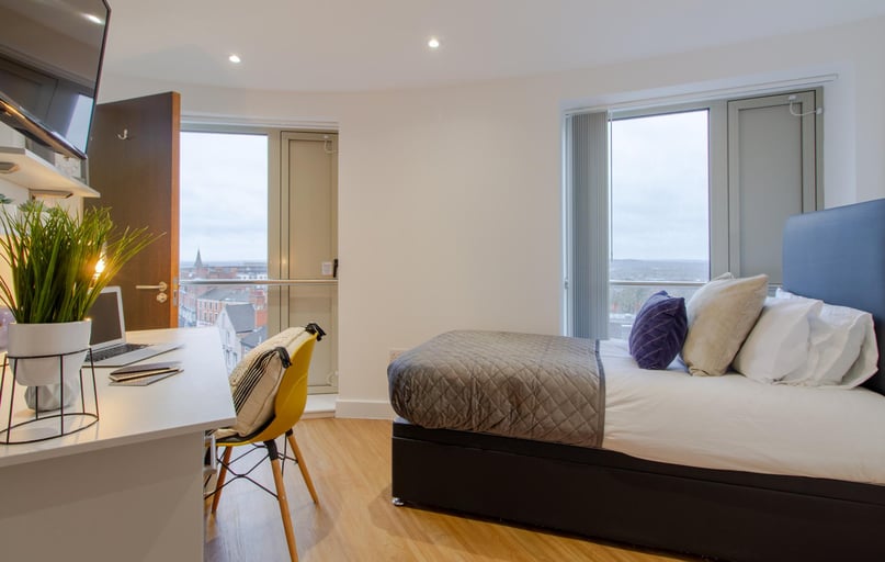 Ilkeston Road, Radford, Nottingham - Image 1