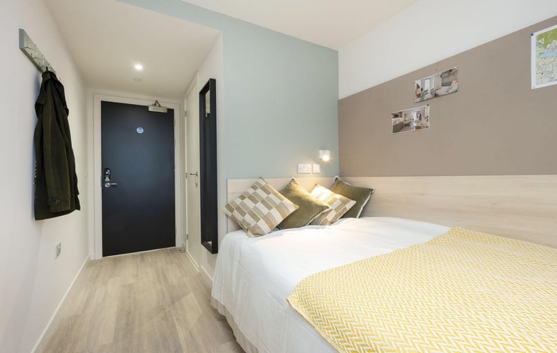 Standard Ensuite, Parklands, 63 Brown Street, West End, Dundee - Image 1