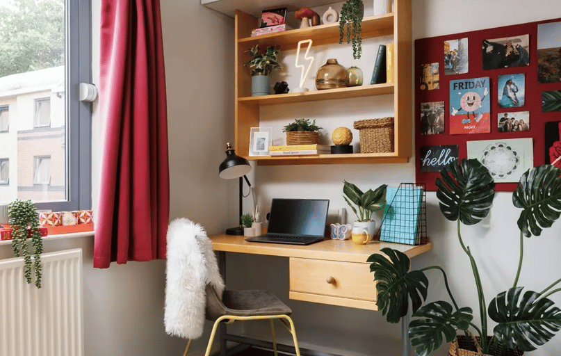 3 Bed Flat, Clarence Dock Village, Clarence Road, City Centre, Leeds - Image 1