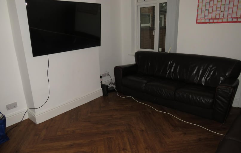 Storer Road, City Centre, Loughborough - Image 1